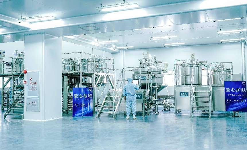 從代工廠起步 化妝品與家電，如何攜手造就美麗新生活